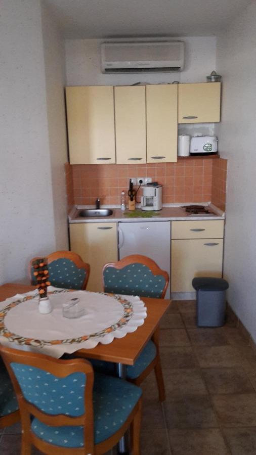 Ferienhaus Vesna 빈예라크 외부 사진